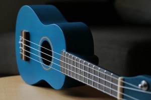 ukulele-gd933eddb9_1920